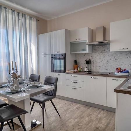 Cozy Modern Apartment リエカ エクステリア 写真